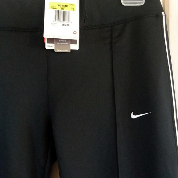 Nike Capris - Picture 3 of 4
